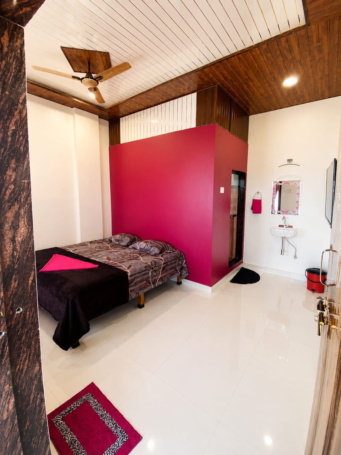 Matheran Ovi holiday Cottage valley view - Tap to explore photos