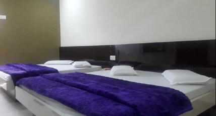 Hotel Moon Sky Room Type - Deluxe Family Room Ac