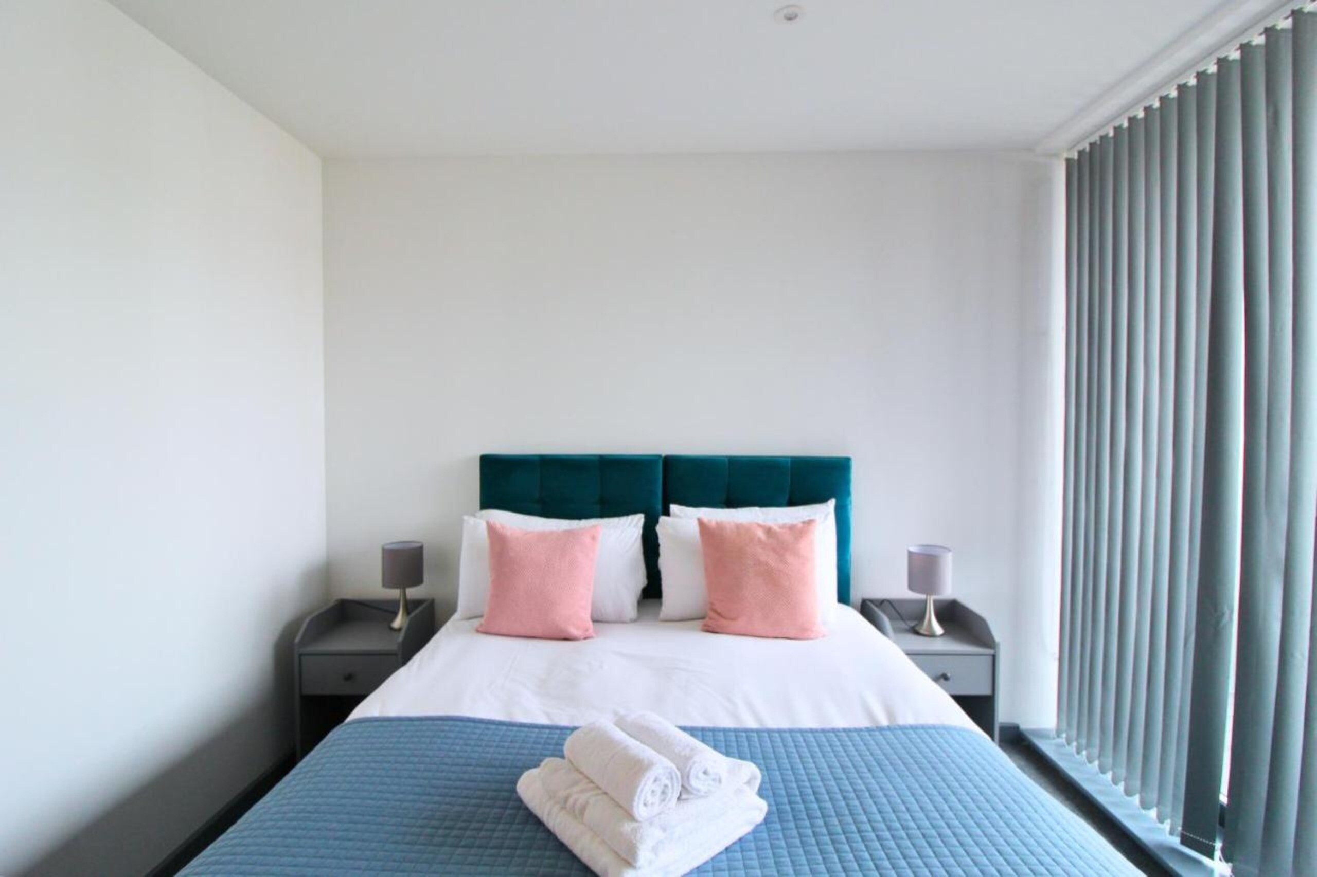 Canning Town by Viridian Apartment - Tap to explore photos