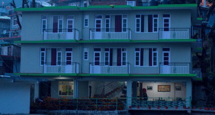 YES COMFORT VILLA GUEST HOUSE Room Type - Super Deluxe Room With Balcony and Mountain View YES COMFORT VILLA GUEST HOUSE Room Type - Super Deluxe Room With Balcony and Mountain View