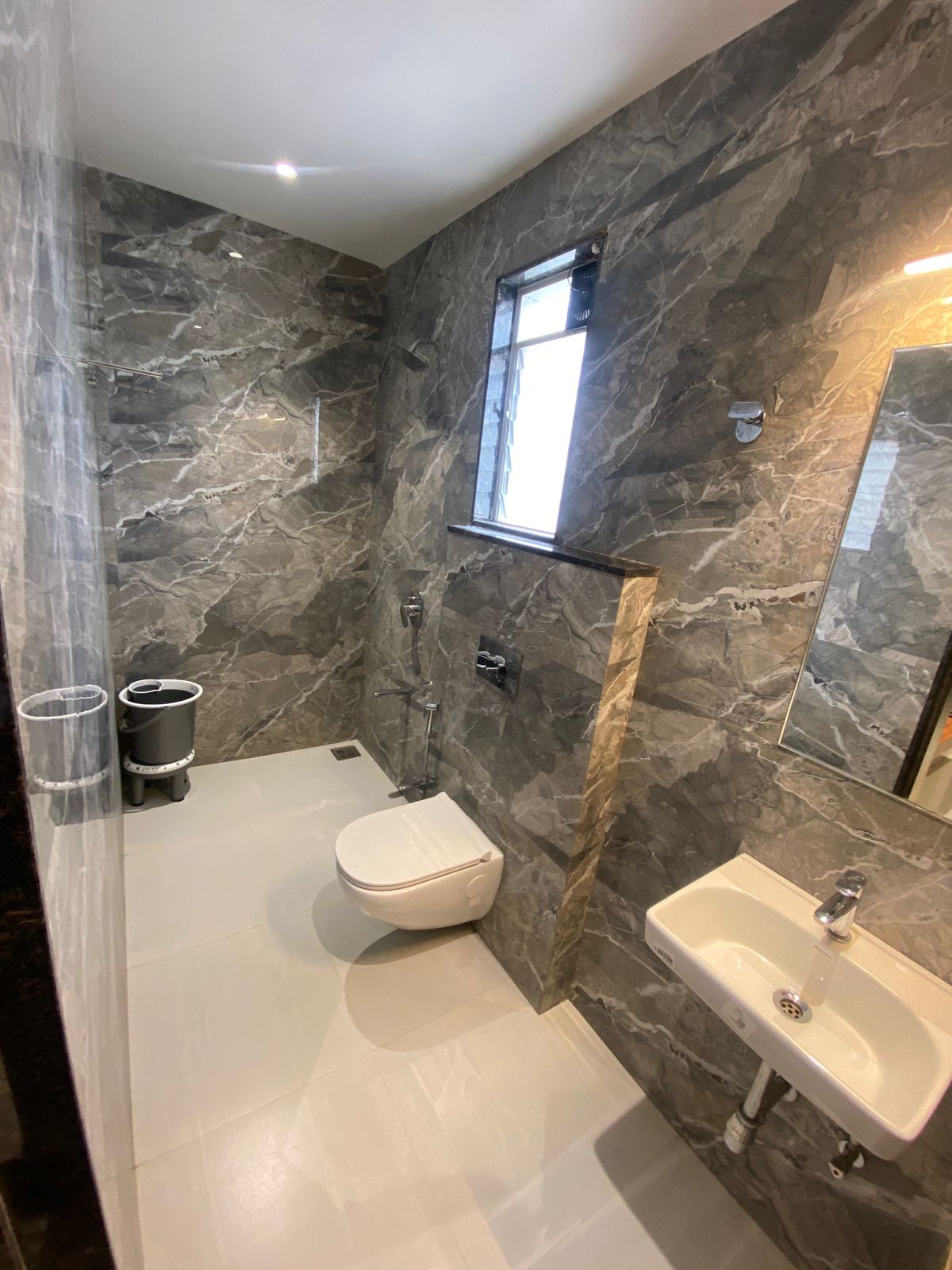 Hotel DRC Devi Prasad - Tap to explore photos