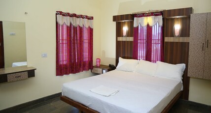 Vairavel Residency Room Type - Triple Bed Room Non Ac