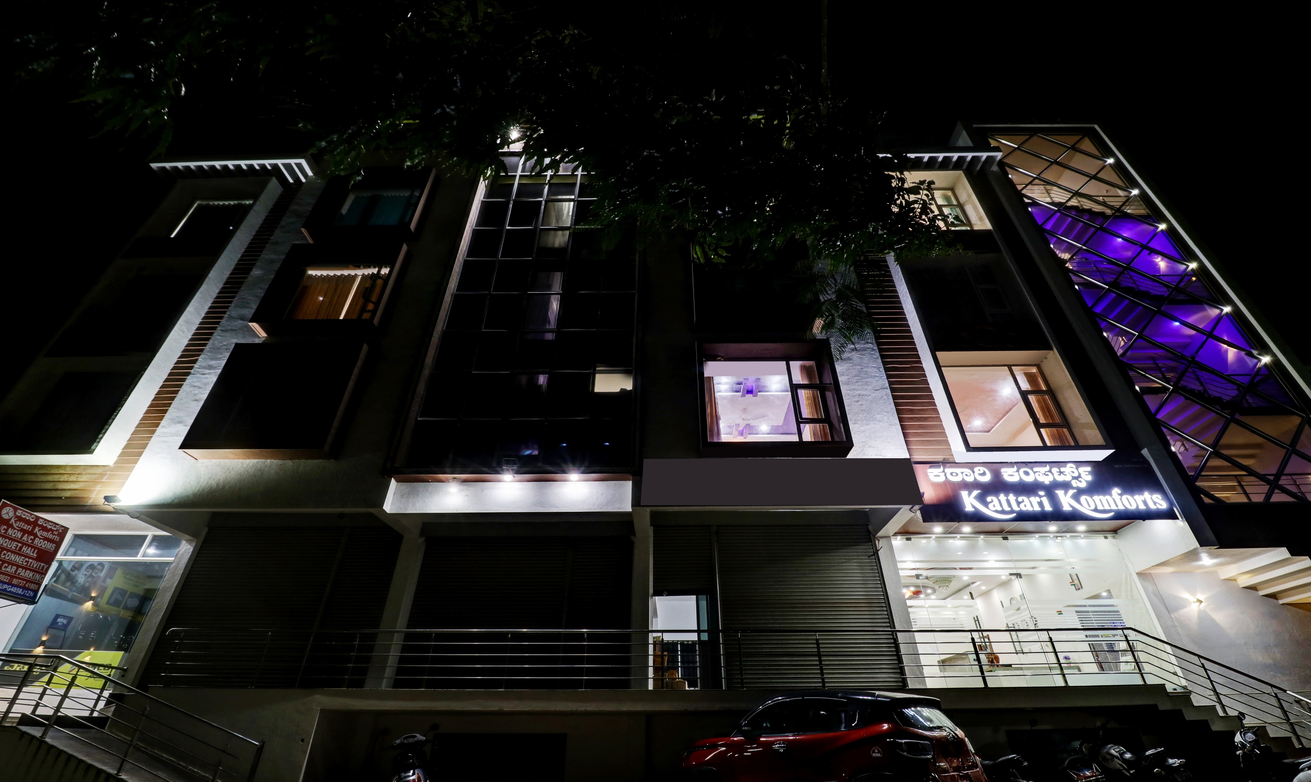 Itsy Hotels Kattari Komforts, 3 Km To Mahatma Gandhi Park - Tap to explore photos