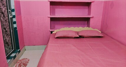 Ray House Stay (Room With Attached Bathroom) Room Type - Ray House Stay 06 (Non Ac) (Ground Floor) JAGANNATH PURI