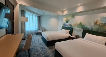 The Heritage Hotel Manila Room Type - Premium Deluxe Twin Bed