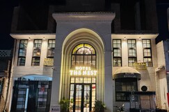 The Nest Urban Bites