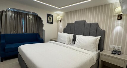 Golden Vista Room Type - Deluxe Room