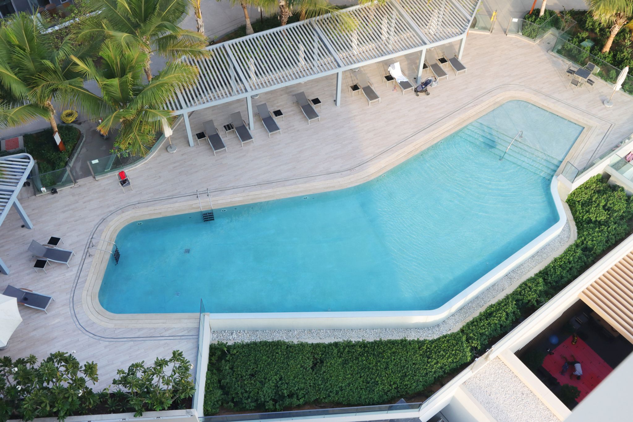 Upgraded 2BR&Maid's Room with Sea View - Tap to explore photos