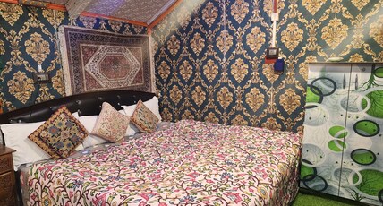 HB New Golden Rose Room Type - Deluxe Room