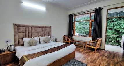 Celebriti By London Vista Hotels Room Type - Deluxe Room with Private Balcony Mountain View Celebriti By London Vista Hotels Room Type - Deluxe Room with Private Balcony Mountain View