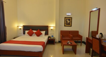 Hotel Marina Residency Room Type - Deluxe Room