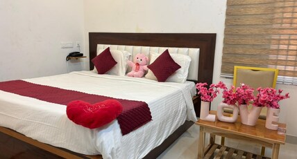 SUBHASH GRAND Room Type - King Bed Room with City View
