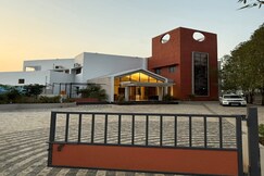 Bliss Farm & Resort