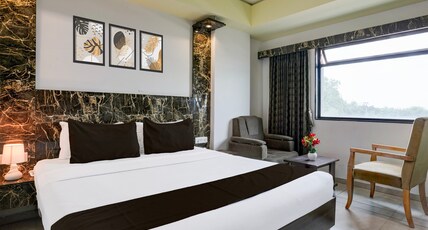 Townhouse Anand Formerly Hotel The Maison Room Type - Super Deluxe Room