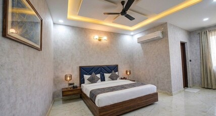 Hotel Mountain Inn Chandigarh Room Type - Deluxe Room
