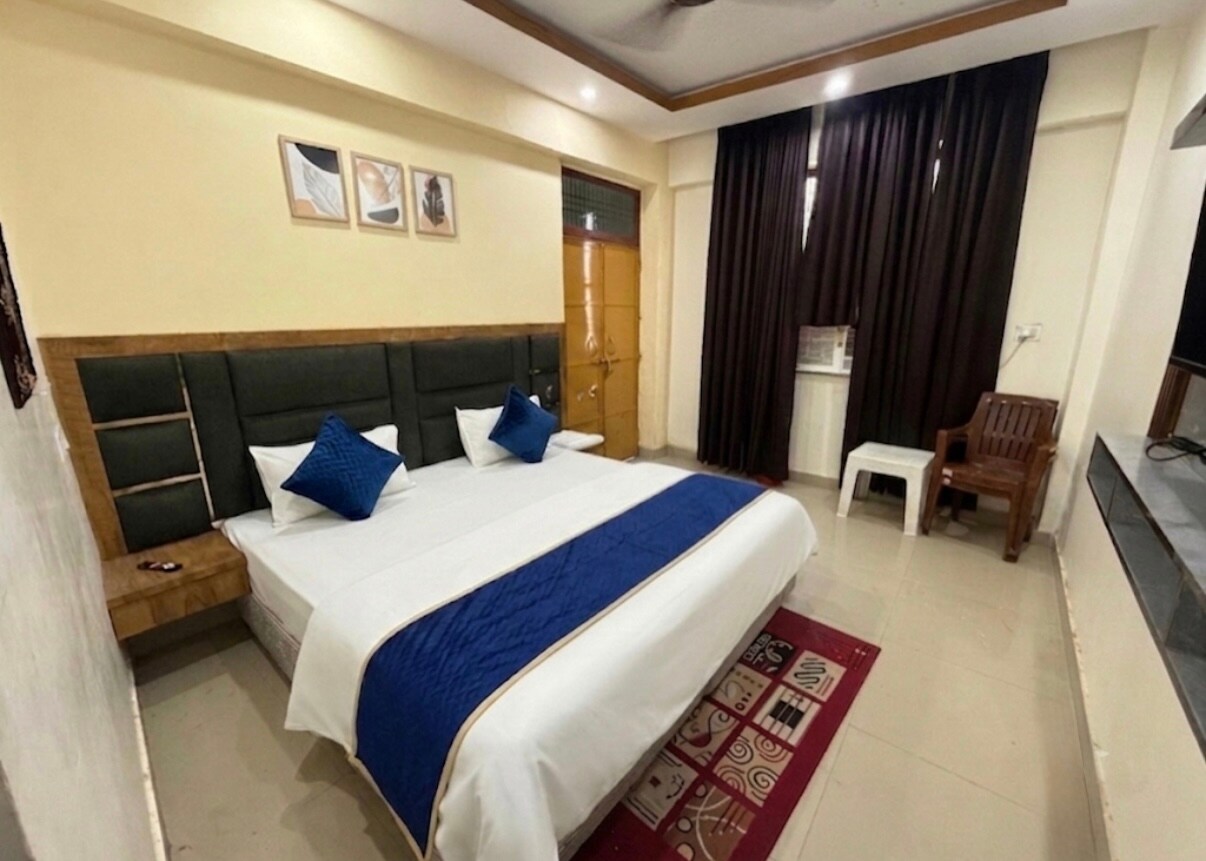 Ayodhya Inn Achari Sagra - Tap to explore photos
