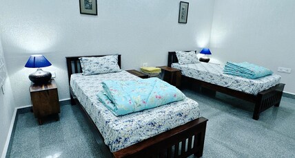 Tringrahi Vraj Mahal Room Type - Two Single Bed Room with Common Washroom