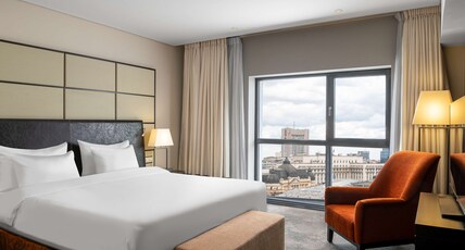 Radisson Blu Hotel Bucharest Room Type - Suite - Lounge Access
