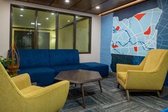 Holiday Inn Express Portland SE- Clackamas Area, an IHG Hotel