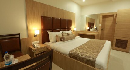 Hotel Royal Palace Room Type - Super Deluxe Room