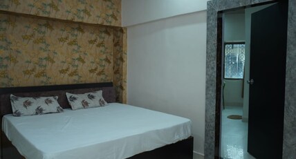 The Royal Green Residency Room Type - Double Bed AC Room