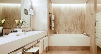 Fairmont Amman Room Type - Fairmont King Smoking