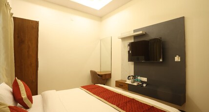 HOTEL PRIDE & RESTAURANT Room Type - Super dulex