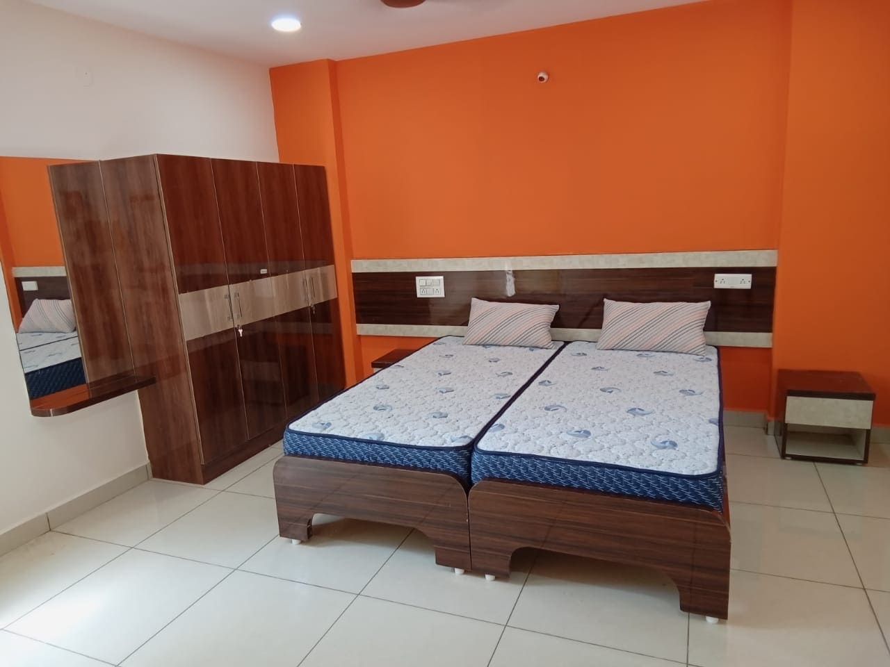 Manish Grand Coliving PG - Tap to explore photos