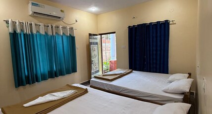 Stone guest house Room Type - Non - AC Deluxe Room