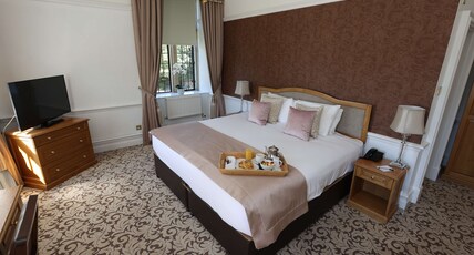 Hellaby Hall Hotel, BW Signature Collection Room Type - 1 King Bed, Non-Smoking, Deluxe Quality Room