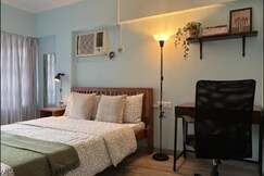 Peaceful Spacious Studio On Hill Rd: Orchid 3