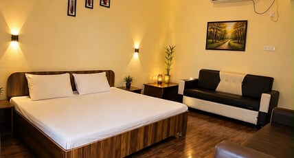 Yatrika Room Type - Family AC Room With Sofa Cum Bed