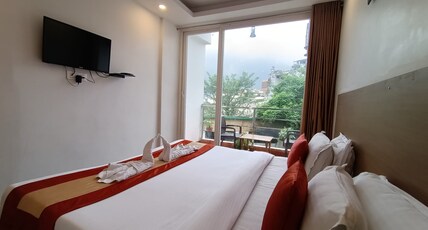 Shivansh Inn Resort Room Type - Super Deluxe Mountain View and Private Balcony Shivansh Inn Resort Room Type - Super Deluxe Mountain View and Private Balcony