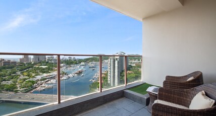 Crowne Plaza SANYA CITY CENTER  Room Type - Premium Room