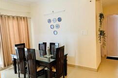 Tranquil Apartment | Entire 2BHK Near Ghats and Temple