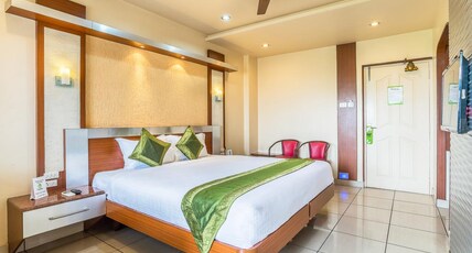 Navaratna Delight Room Type - Executive Room