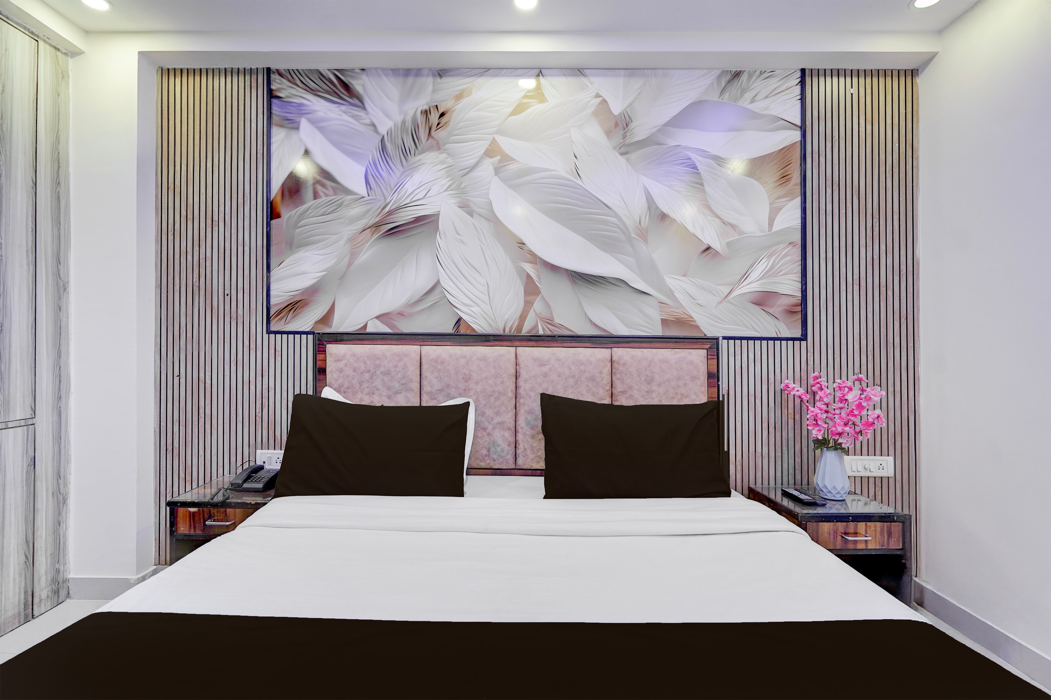 Hotel O Global Home Stay - Tap to explore photos