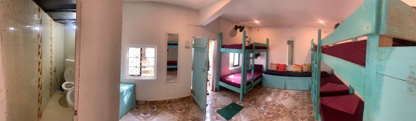Guru House in Anjuna - Tap to explore photos