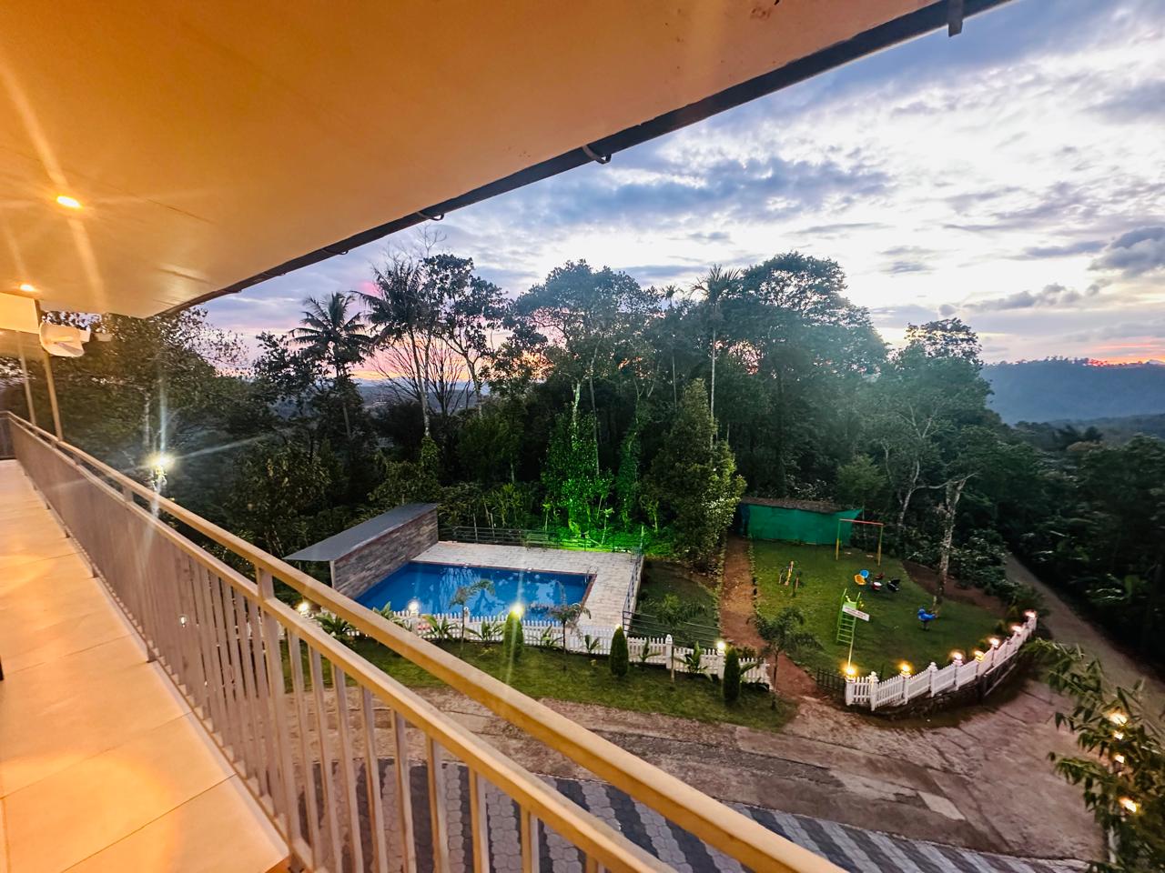 Casa Amari Plantation Resort - Tap to explore photos