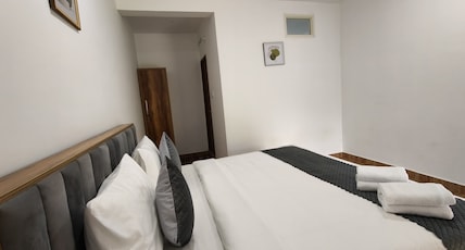 Nirvanica Retreat Wayanad Room Type - Standard Double Room with Lake View 