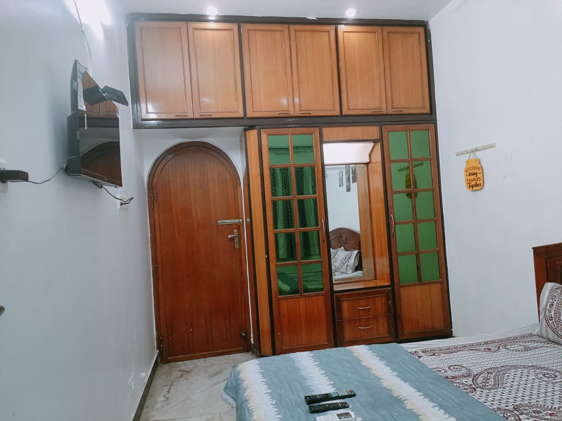 Cozy Home Stay - Tap to explore photos