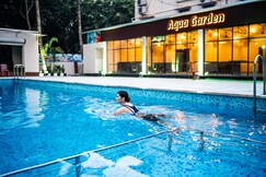 NIPOBITHI BAR CUM RESORT