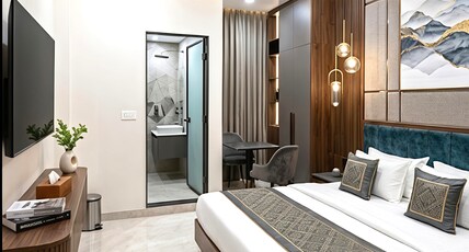 Hotel Neelam Palace Near New Delhi Station & Connaught Place Room Type - Deluxe AC Room With Free Wi-Fi Hotel Neelam Palace Near New Delhi Station & Connaught Place Room Type - Deluxe AC Room With Free Wi-Fi
