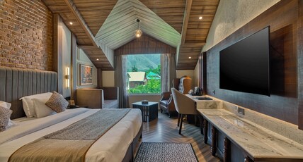 The Sarai Room Type - Club Premium Room with Forest View