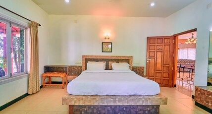 Manasarovar Nilgiris, Coonoor by VOYE HOMES Room Type - Deluxe Room