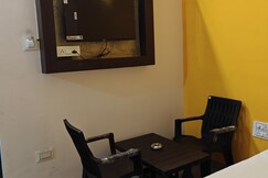 Hotel Royal Inn, Lakdikalpul