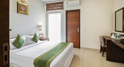 Maharaja INN Room Type - Standard Double Room