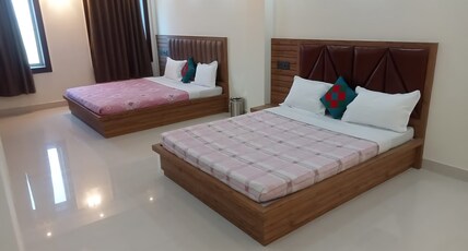 UNIQUE SHANTINIKETAN Room Type - 5 BED EXECUTIVE