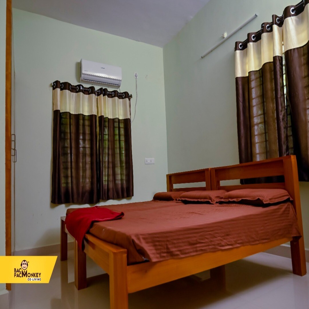 BacPac Monkey co-living - Tap to explore photos