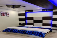 Oakwood Homestay- Banikhet